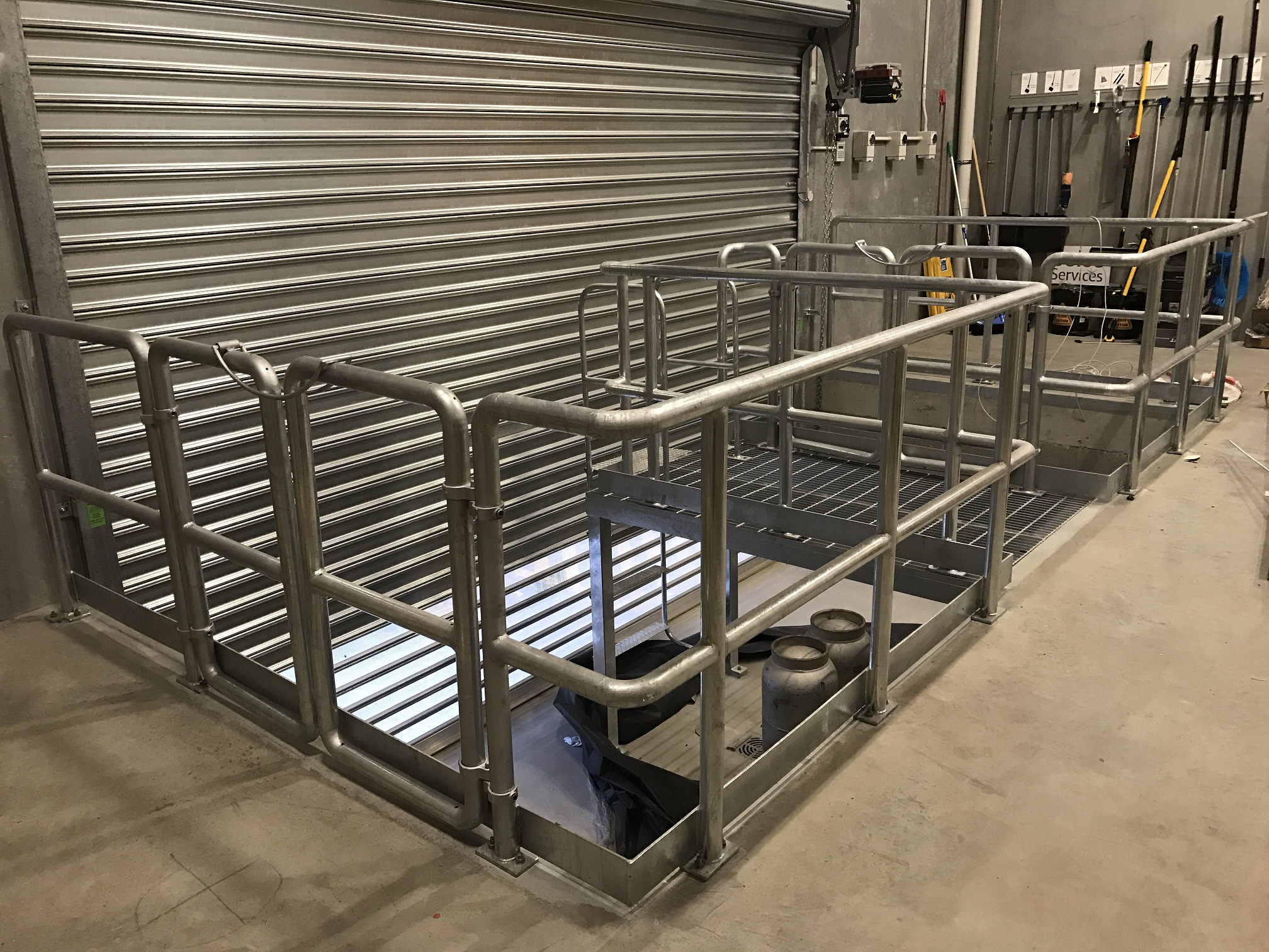 Loading dock platform – Alba Metal Fabrication